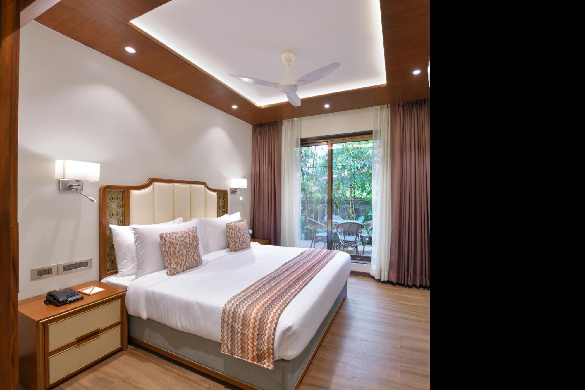 فندق Arova Woods Zinc Journey By The Fern, لونافالا المظهر الخارجي الصورة
